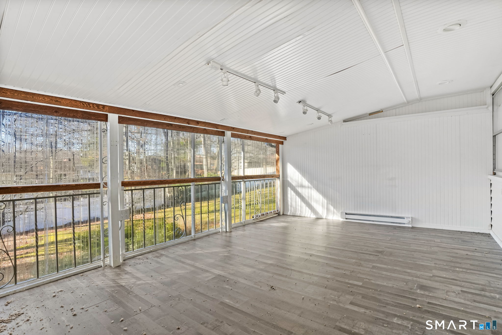 61 Rustic Lane East Hartford CT 06118