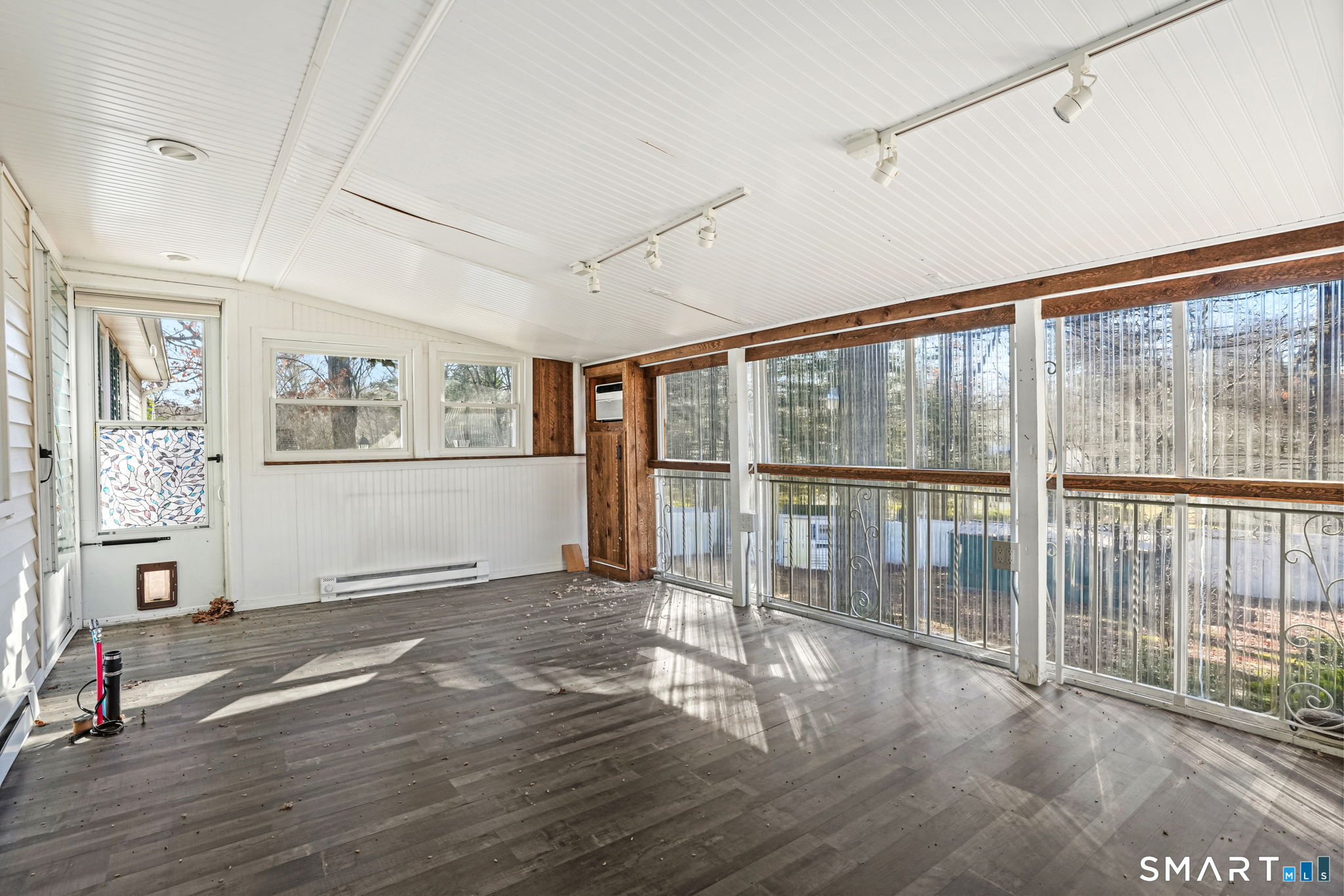 61 Rustic Lane East Hartford CT 06118