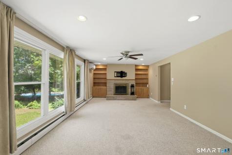 35 Woodridge Circle Ledyard CT 06335