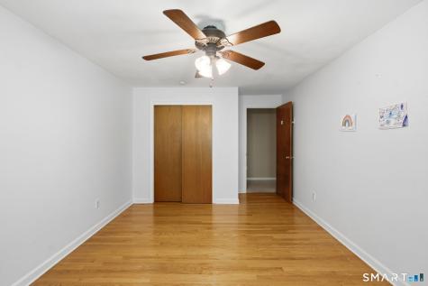 35 Woodridge Circle Ledyard CT 06335
