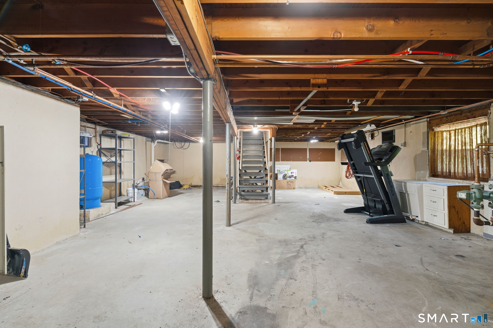 35 Woodridge Circle Ledyard CT 06335