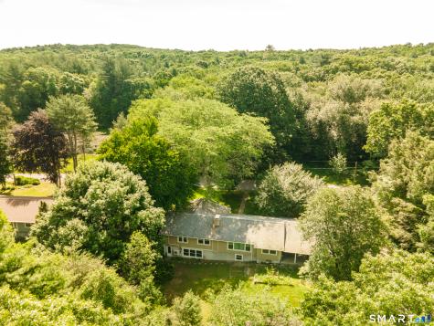 35 Woodridge Circle Ledyard CT 06335