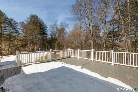 17 Blackwells Landing Brooklyn CT 06234