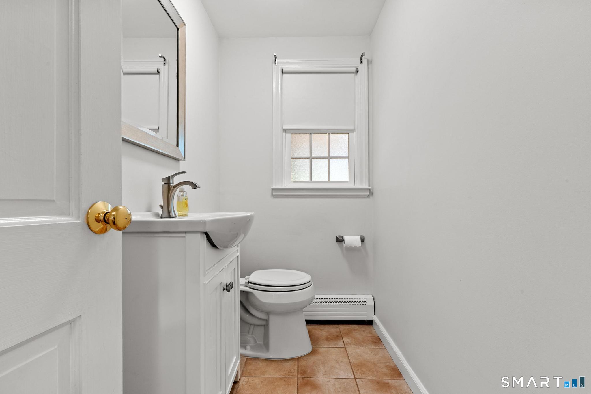14 Richard Road Simsbury CT 06070