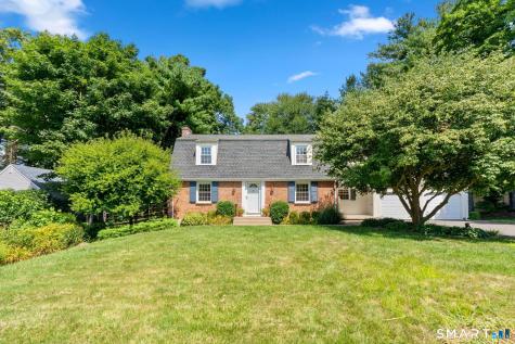 14 Richard Road Simsbury CT 06070