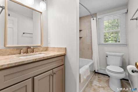 14 Richard Road Simsbury CT 06070