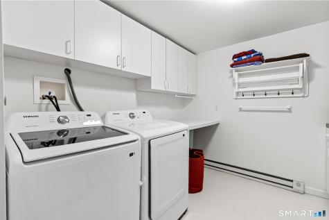 14 Richard Road Simsbury CT 06070