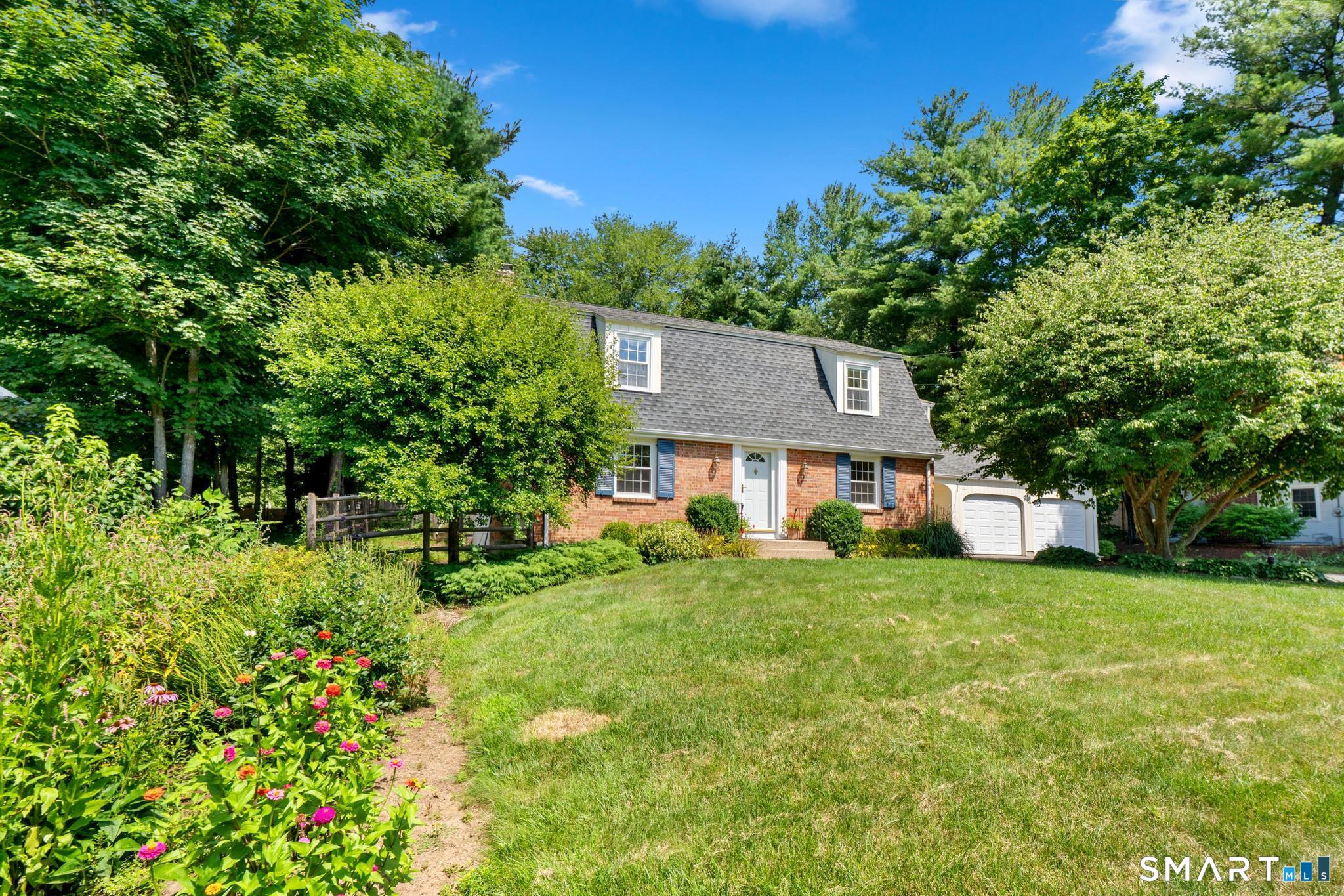 14 Richard Road Simsbury CT 06070