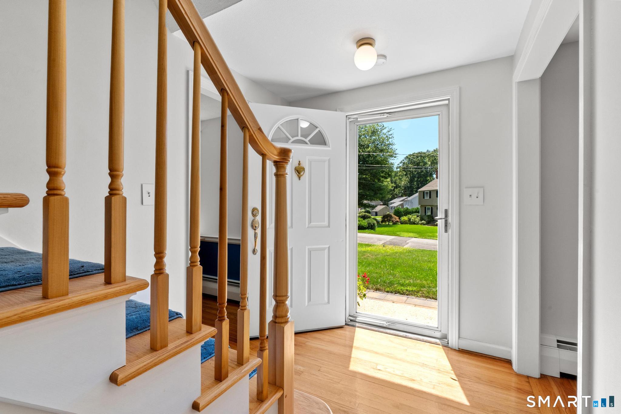 14 Richard Road Simsbury CT 06070