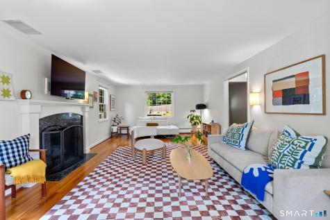 14 Richard Road Simsbury CT 06070