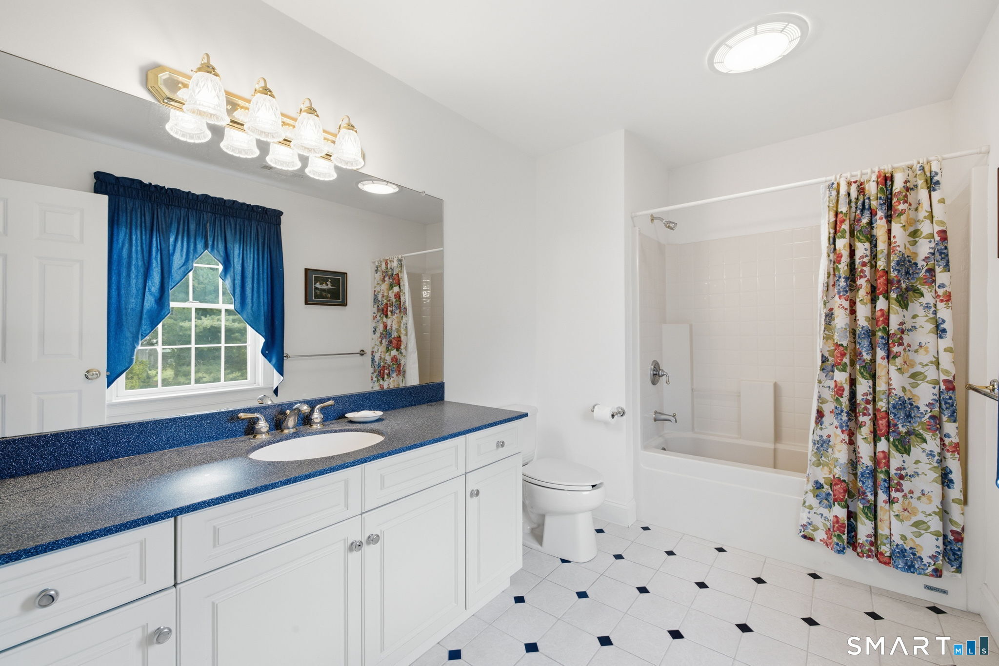 129 West Town Street Lebanon CT 06249