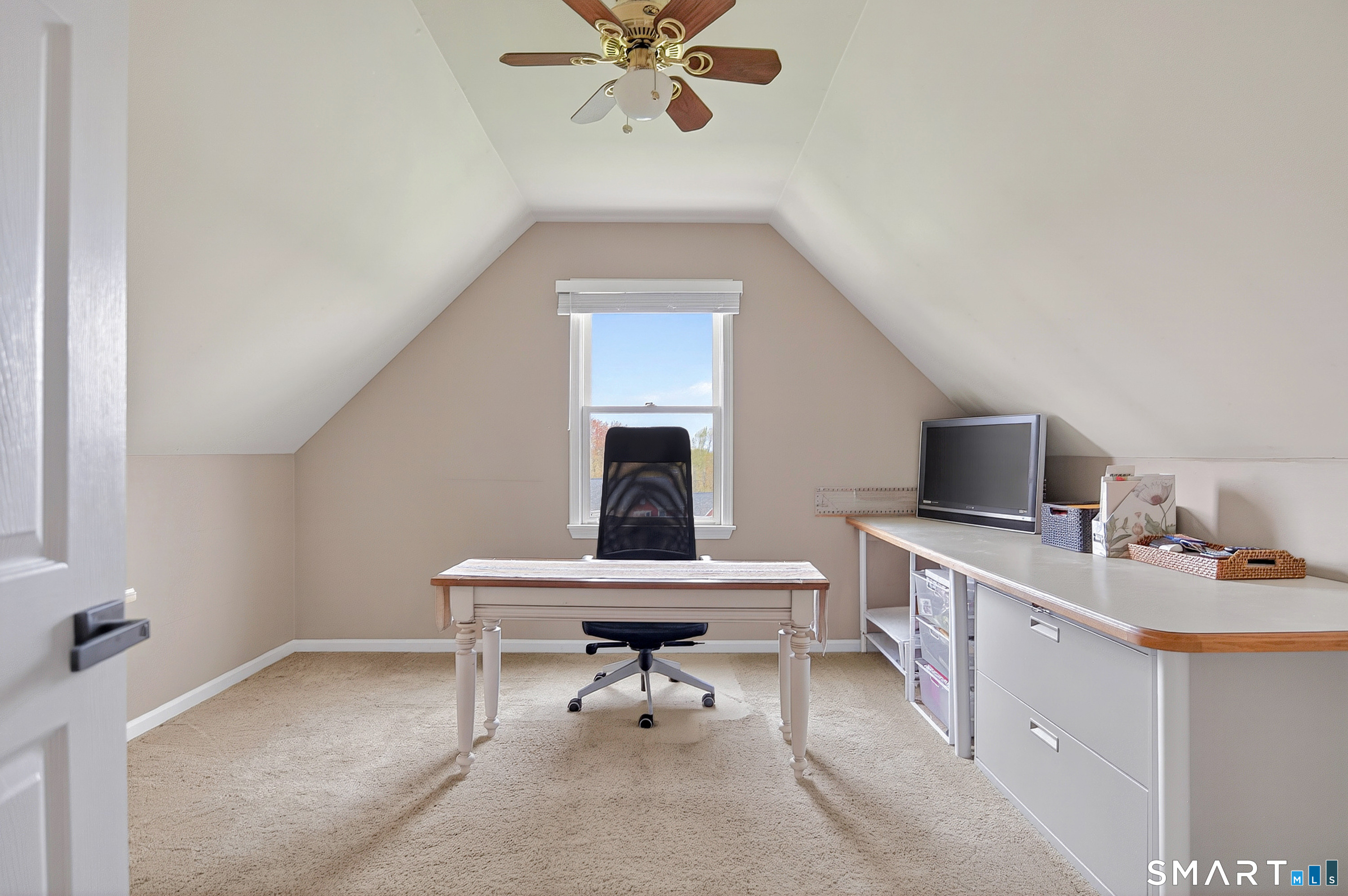 10 Yogananda Street Newtown CT 06482