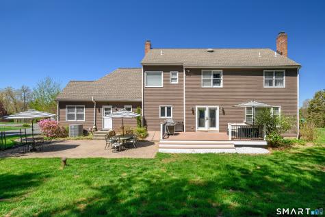 10 Yogananda Street Newtown CT 06482