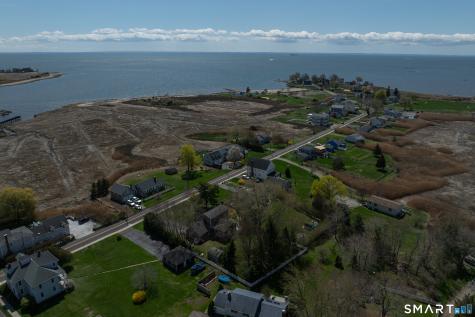 19 Seaside Avenue Guilford CT 06437
