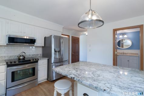 19 Seaside Avenue Guilford CT 06437