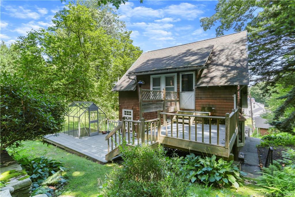 27 Laurel Street Shelton CT 06484