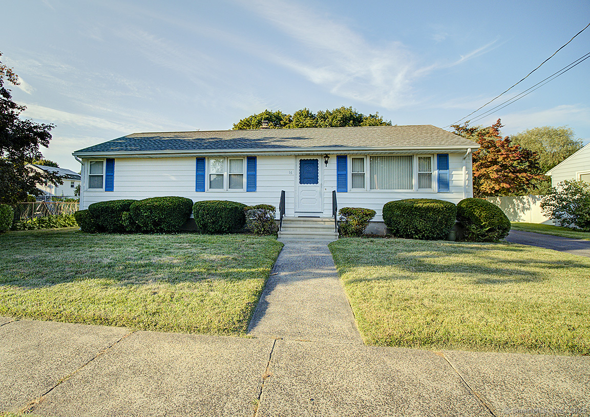 16 Fieldcrest Lane Hamden CT 06514