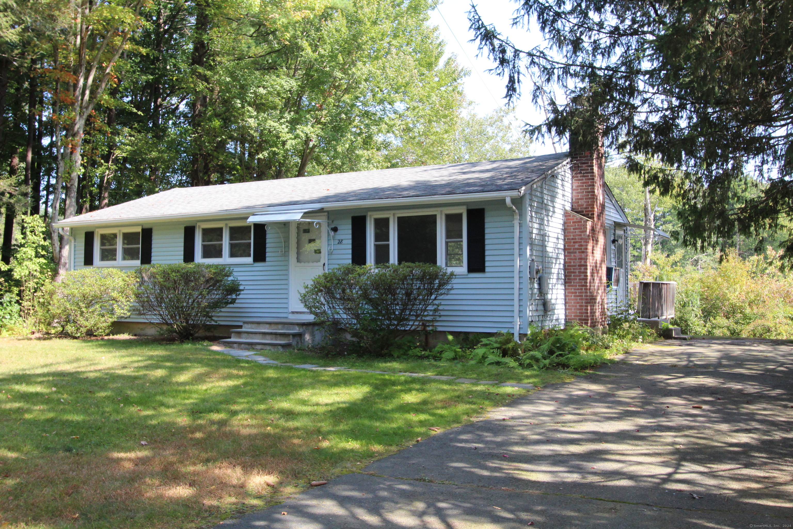 28 Fernwood Drive Simsbury CT 06070