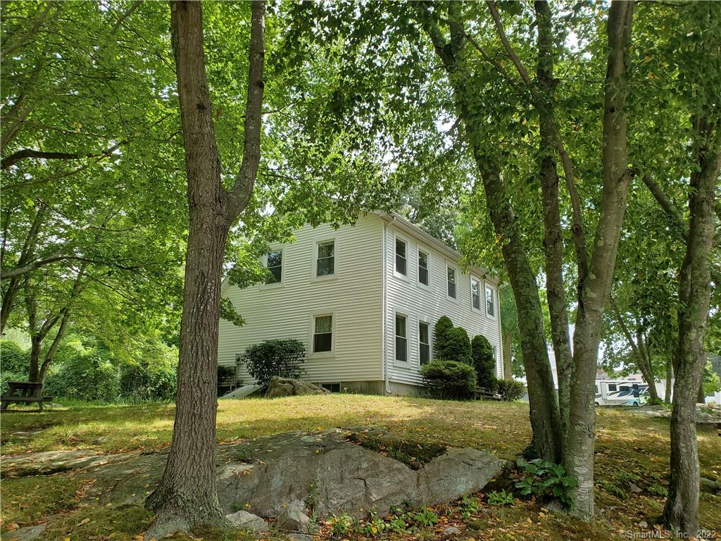 130 Cove View Road New London CT 06320
