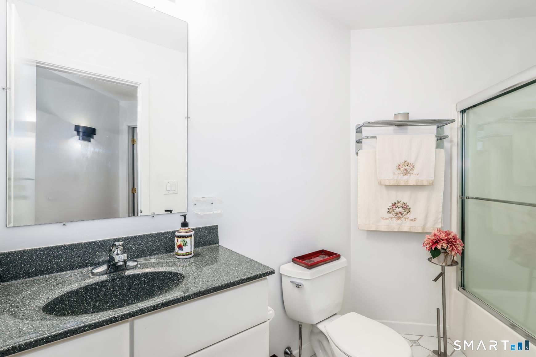 41 Mcnulty Drive New Milford CT 06776