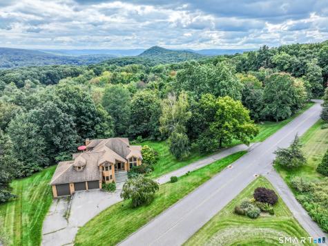41 Mcnulty Drive New Milford CT 06776