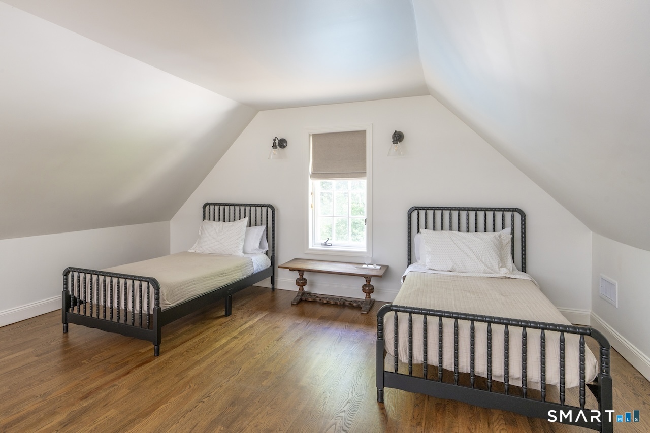 19 Hemlock Lane Salisbury CT 06068