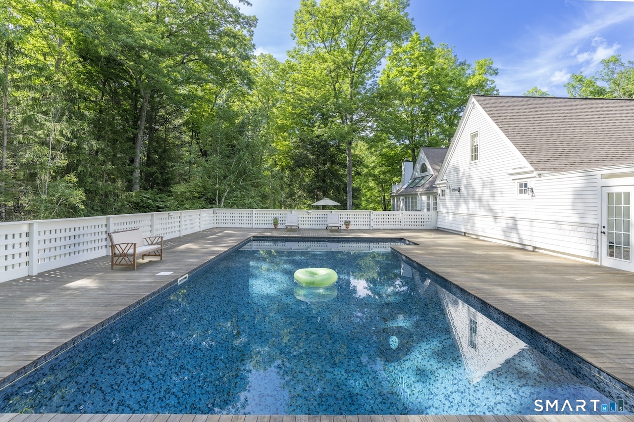 19 Hemlock Lane Salisbury CT 06068