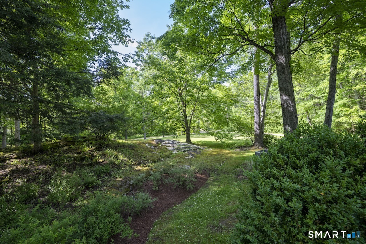 19 Hemlock Lane Salisbury CT 06068