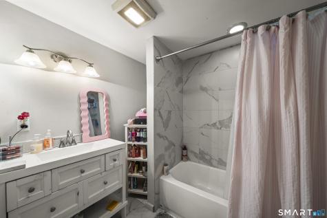 34 Eastview Drive Windsor CT 06095