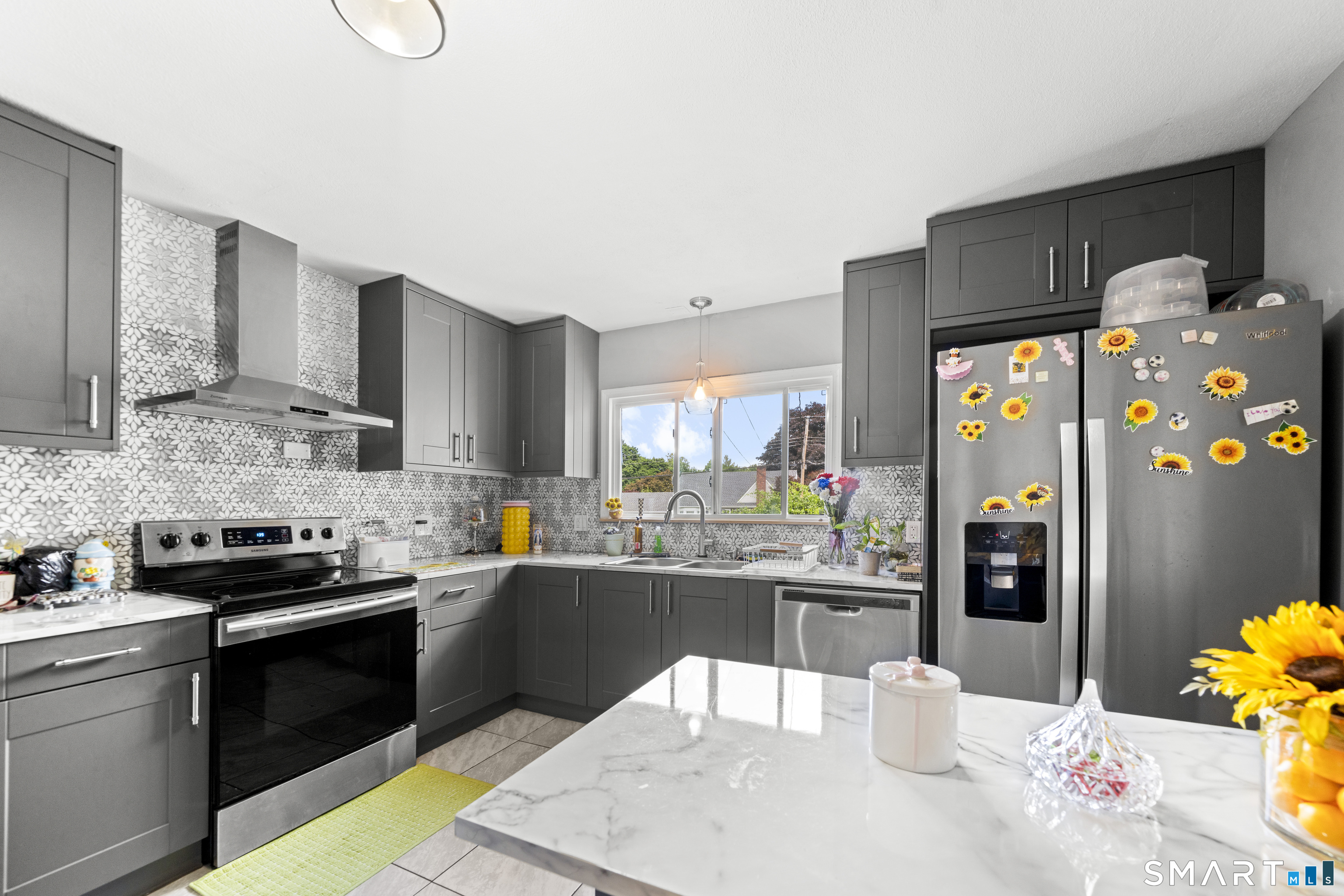 34 Eastview Drive Windsor CT 06095