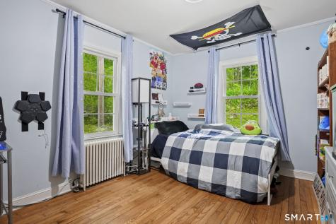 39 North Main Street Sharon CT 06069