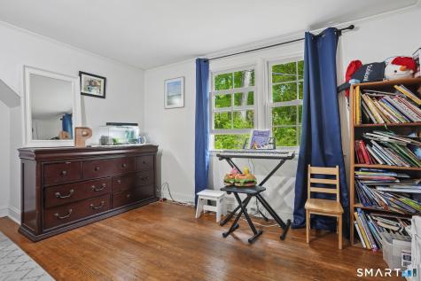 39 North Main Street Sharon CT 06069