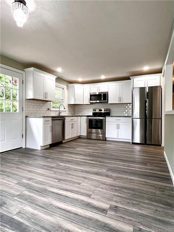 17 Jefferson Lane East Hartford CT 06118