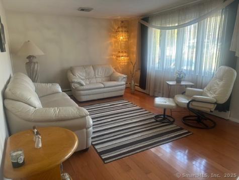 15 Booth Street Enfield CT 06082