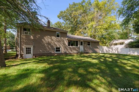 22 Margo Circle North Haven CT 06473