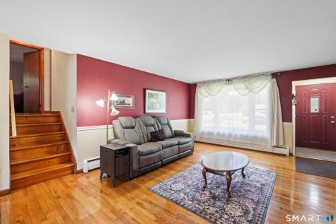 22 Margo Circle North Haven CT 06473