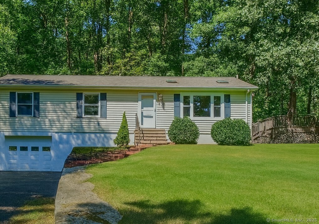 253 Stonehouse Road Coventry CT 06238