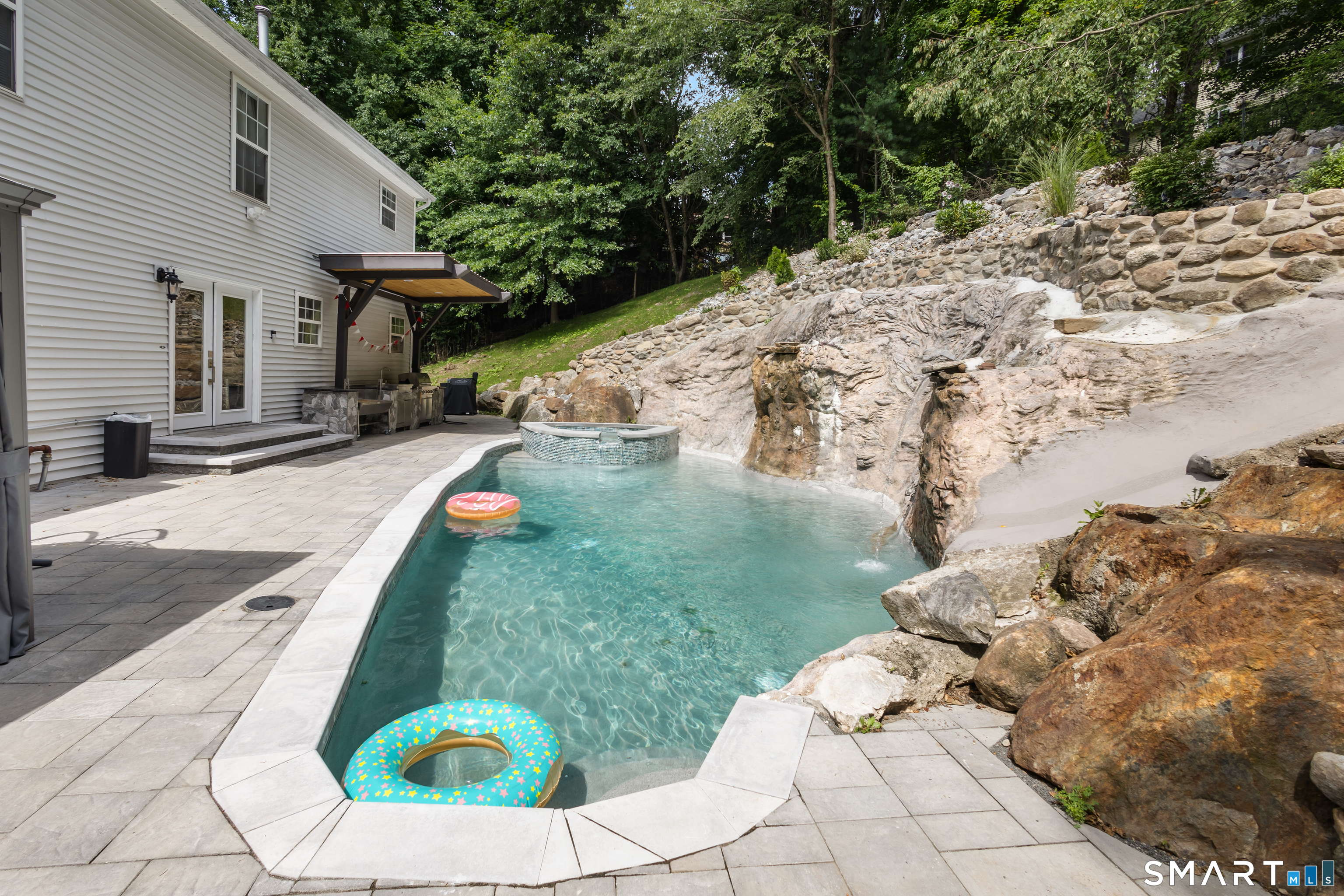 205 Country Club Road Waterbury CT 06708