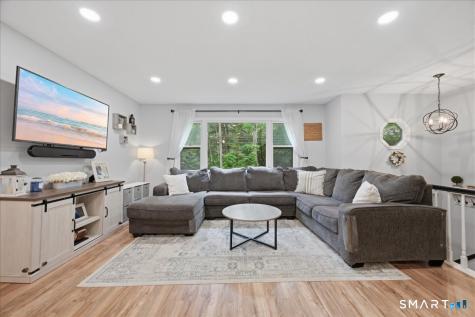 24 Dean Road East Lyme CT 06333
