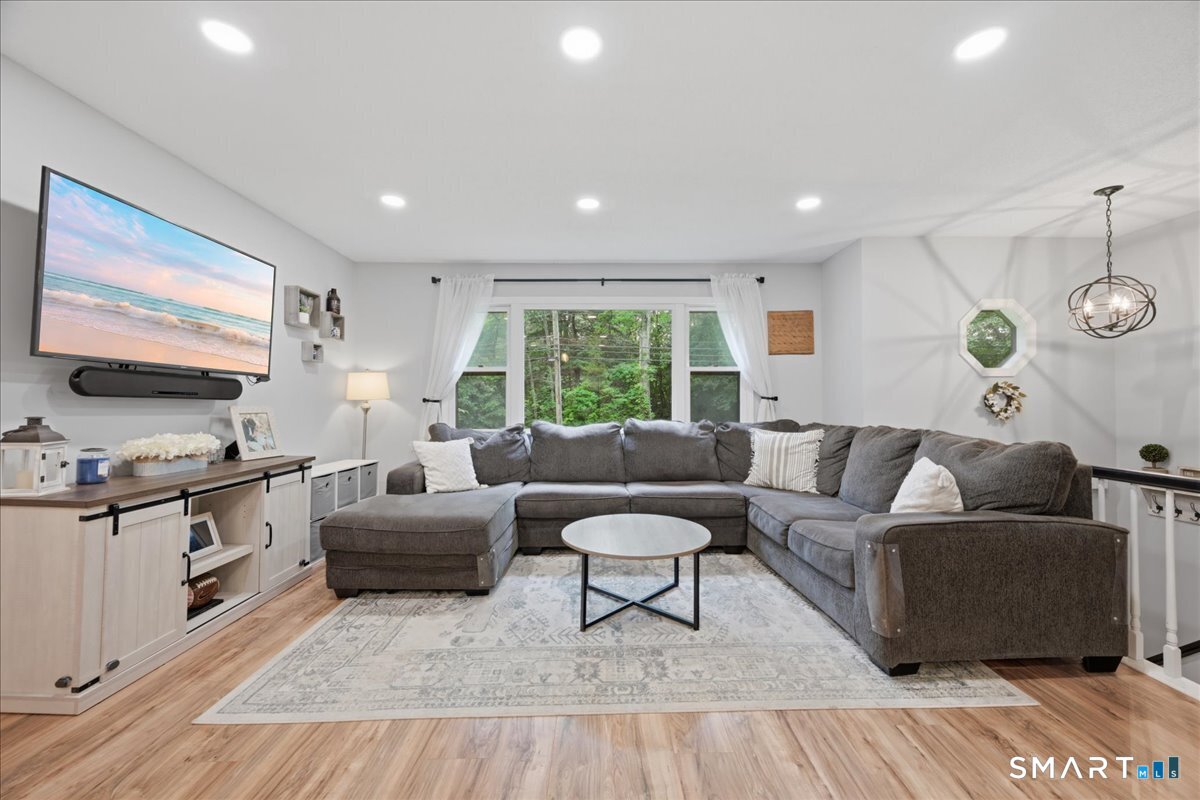 24 Dean Road East Lyme CT 06333