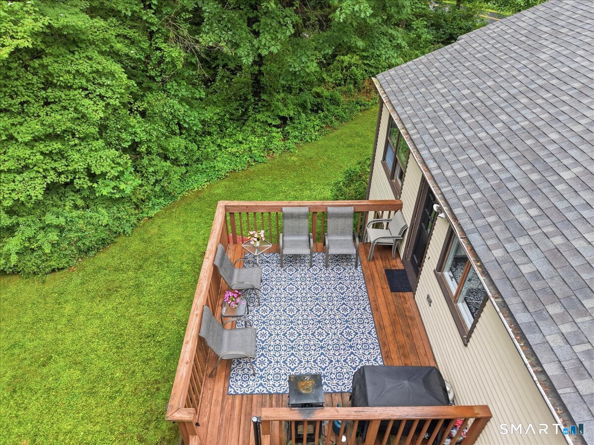 24 Dean Road East Lyme CT 06333