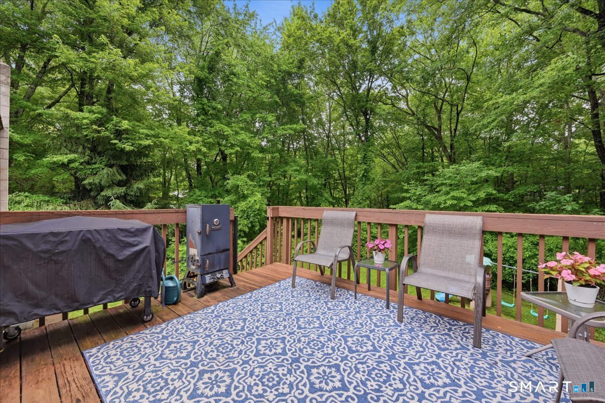 24 Dean Road East Lyme CT 06333