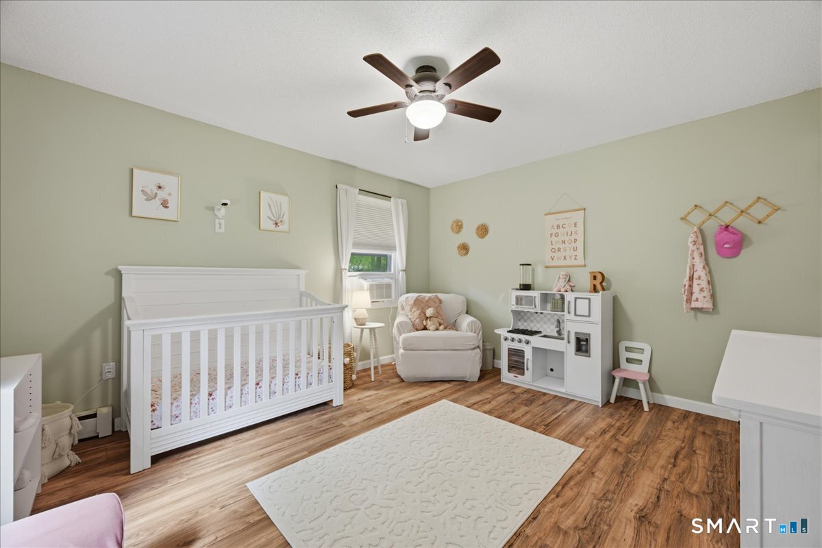 24 Dean Road East Lyme CT 06333