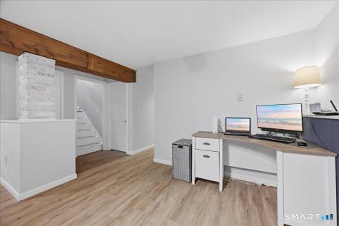 24 Dean Road East Lyme CT 06333