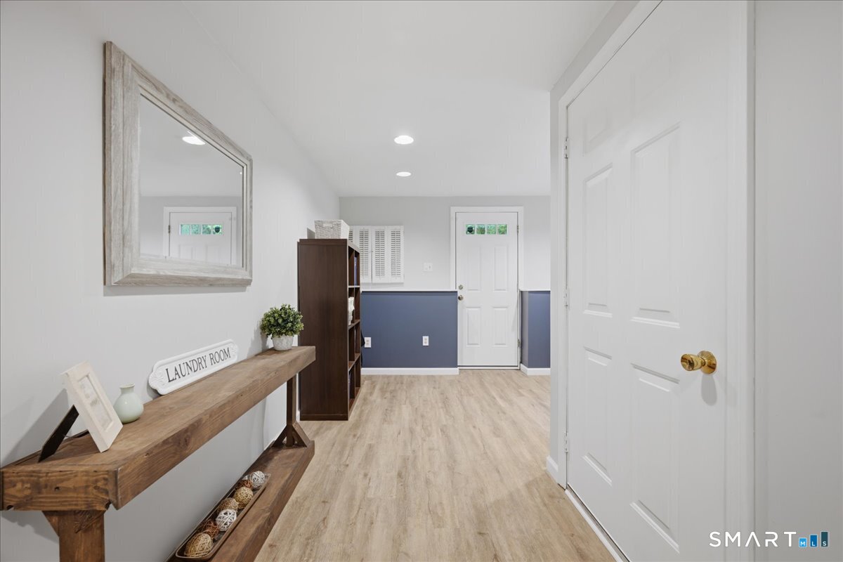 24 Dean Road East Lyme CT 06333