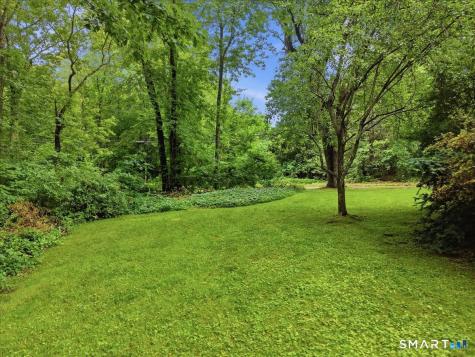 24 Dean Road East Lyme CT 06333
