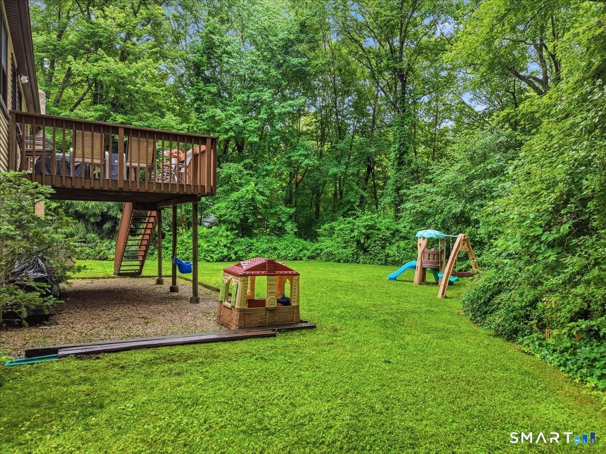 24 Dean Road East Lyme CT 06333