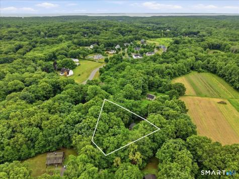 24 Dean Road East Lyme CT 06333