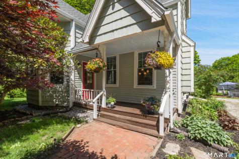 159 Cross Highway Redding CT 06896