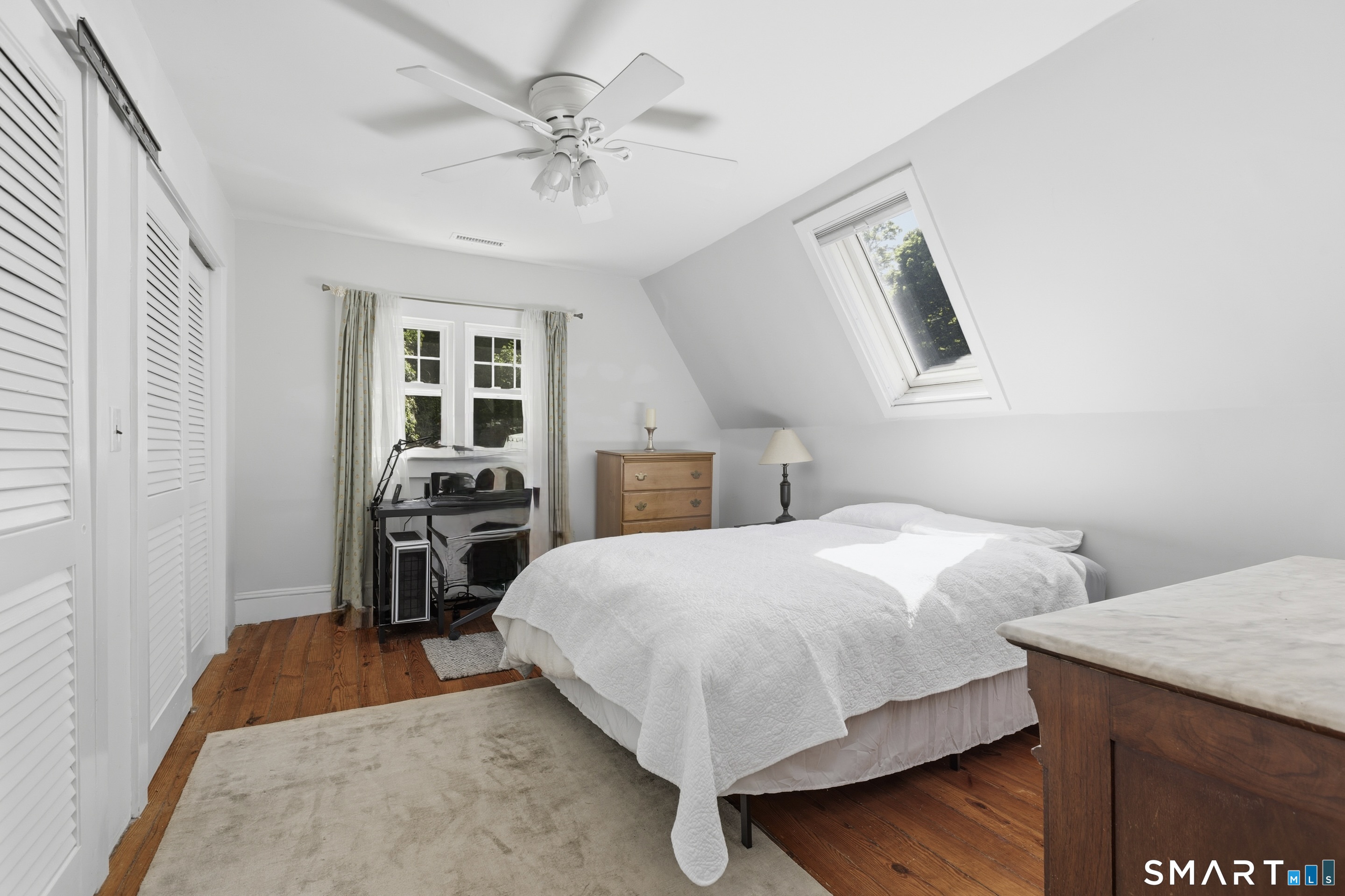 159 Cross Highway Redding CT 06896